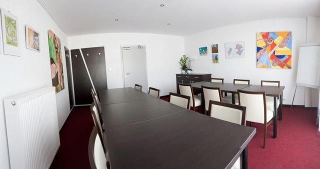 F - Team Hotel Liptovsky Hradok Ngoại thất bức ảnh