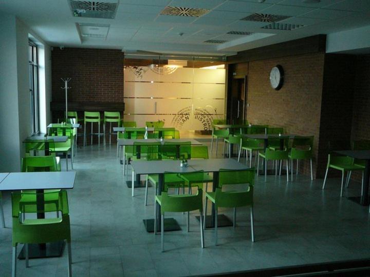 F - Team Hotel Liptovsky Hradok Ngoại thất bức ảnh
